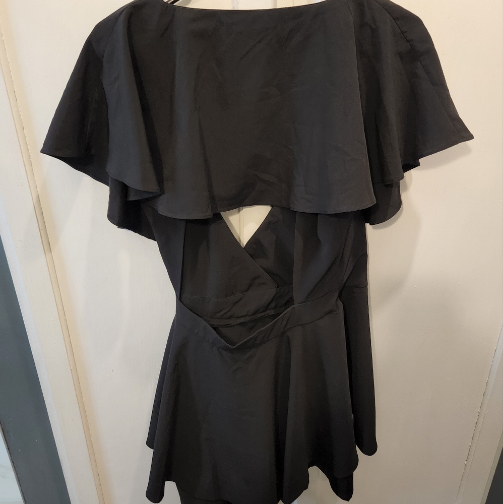 Black romper - Picture 2 of 2